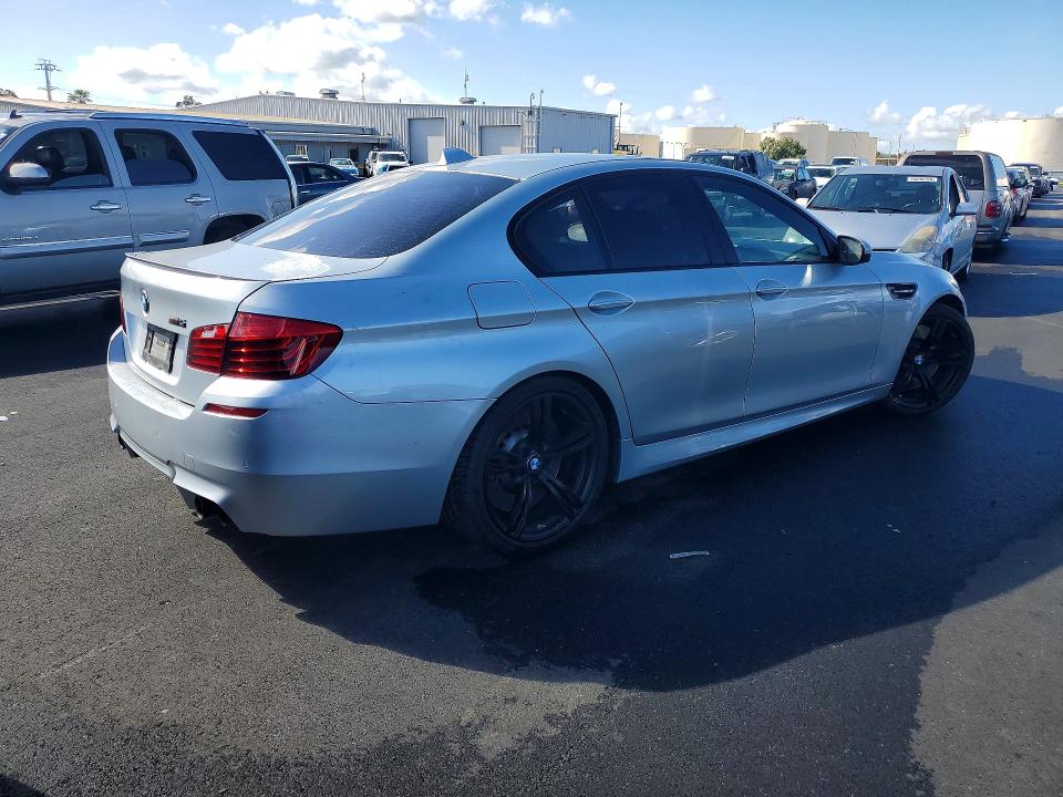 2015 BMW M5
