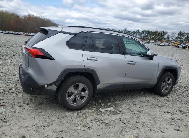 
								2022 Toyota Rav4 full									