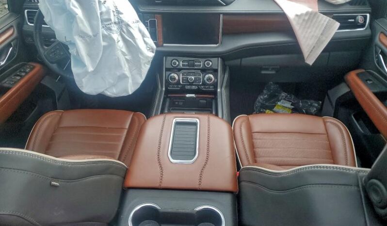 
								2023 Gmc Yukon full									