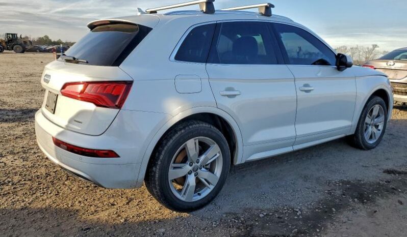 
								2019 Audi Q5 full									