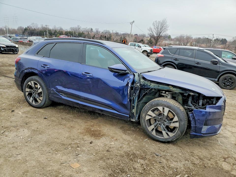 2022 Audi E-tron