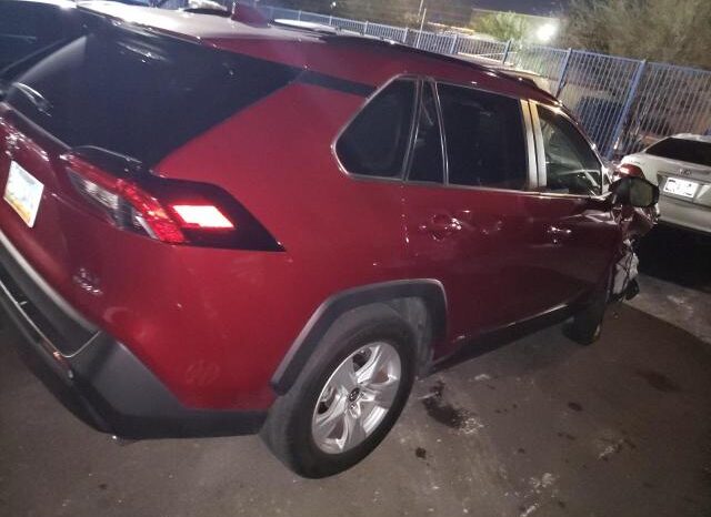 
								2019 Toyota Rav4 full									