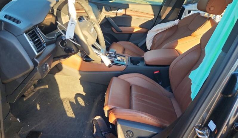 
								2023 Audi Q5 full									