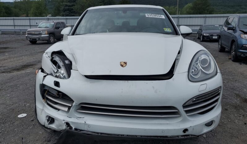 
								2014 Porsche Cayenne full									