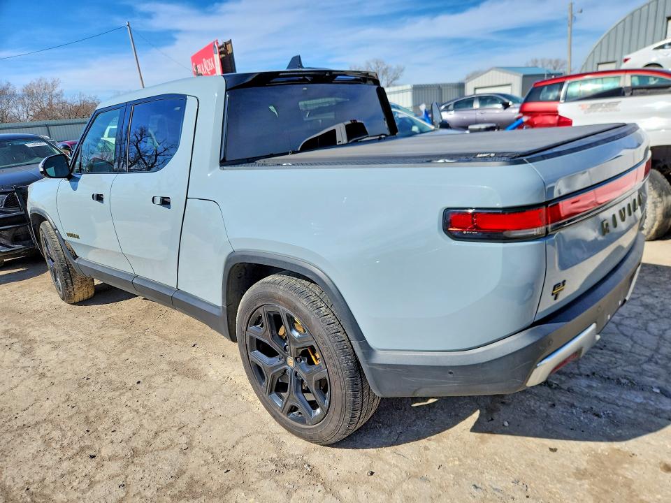 2023 Rivian R1t