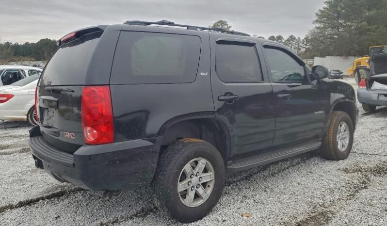 
								2014 Gmc Yukon full									