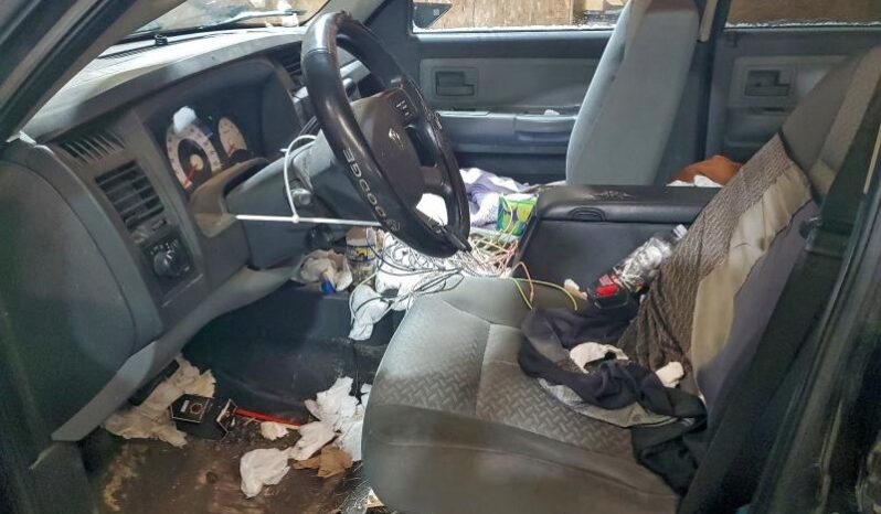 
								2008 Dodge Dakota full									