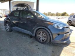 
										2019 Toyota C-hr full									