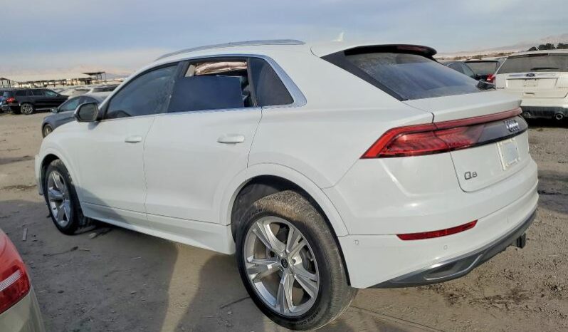 
								2023 Audi Q8 full									