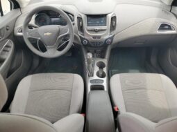 
										2018 Chevrolet Cruze full									