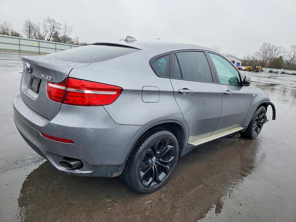 2013 BMW X6