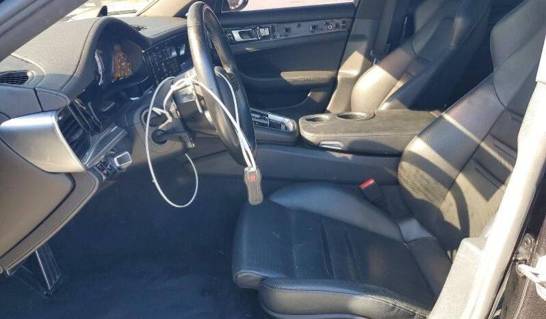 
								2018 Porsche Panamera full									