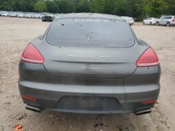 
										2015 Porsche Panamera full									