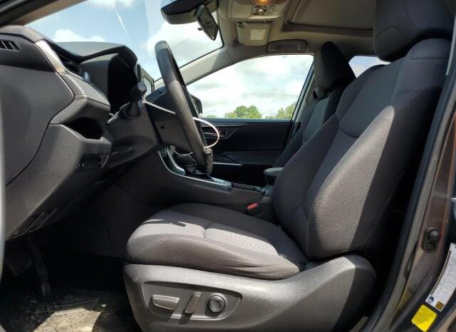 
								2019 Toyota Rav4 full									