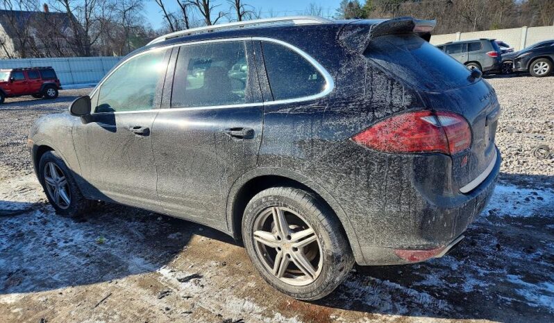 
								2012 Porsche Cayenne full									