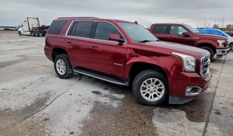 
								2017 Gmc Yukon full									