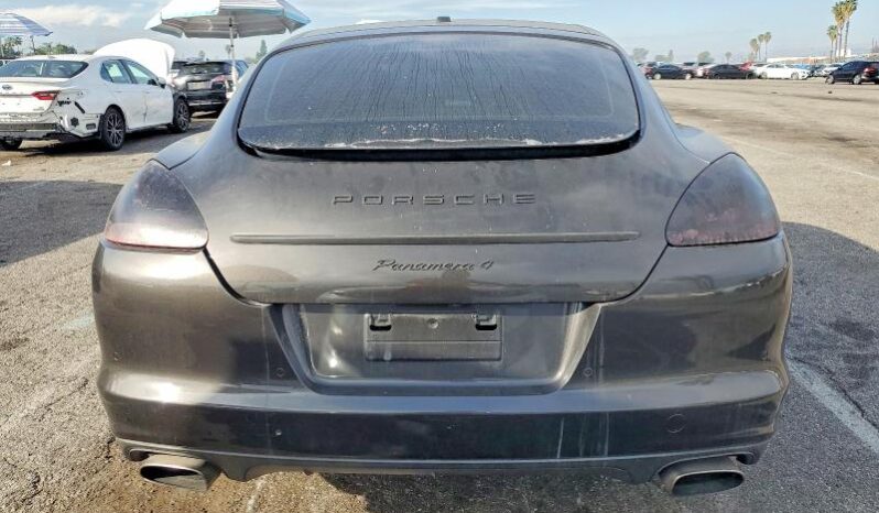 
								2011 Porsche Panamera full									