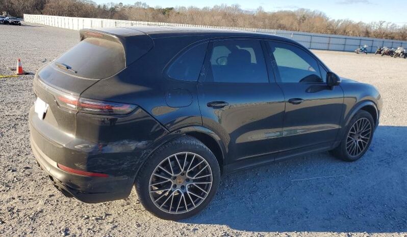 
								2023 Porsche Cayenne full									