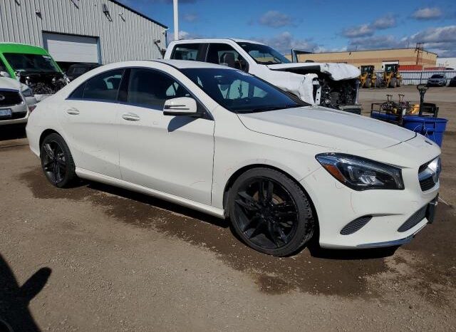 
								2017 Mercedes-benz Cla 250 4m full									