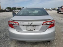 
										2014 Toyota Camry l full									