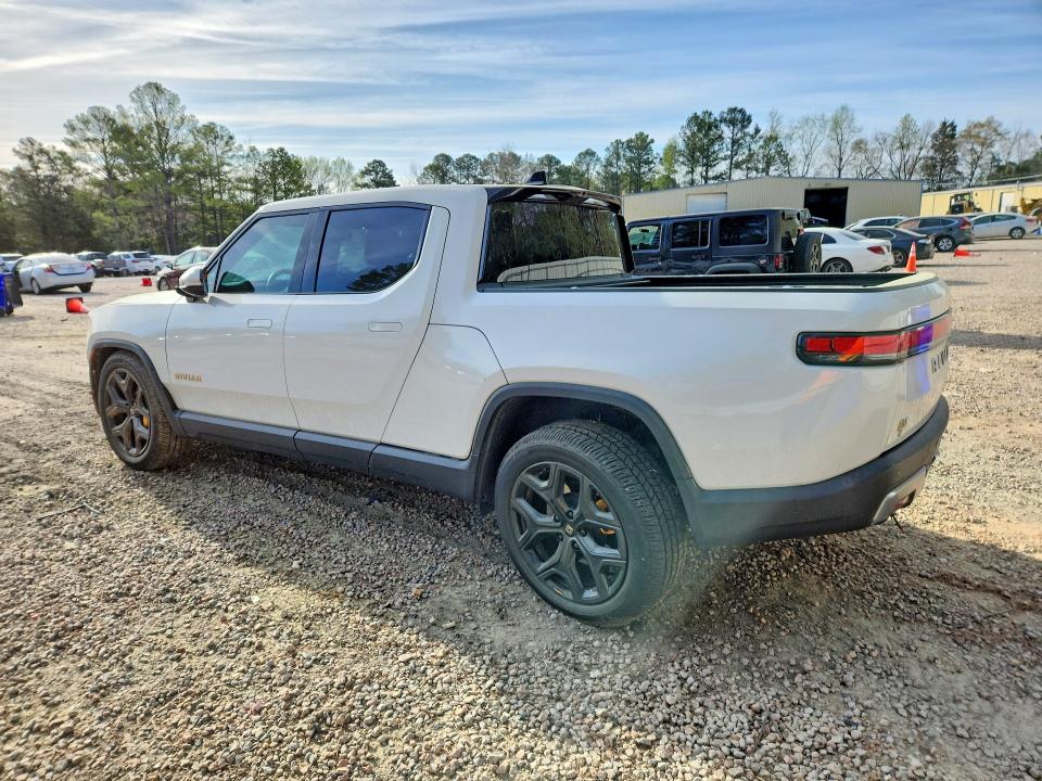 2022 Rivian R1t