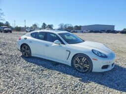 
										2016 Porsche Panamera full									