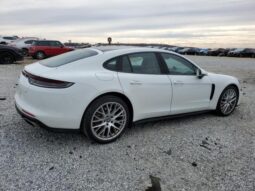 
										2022 Porsche Panamera full									