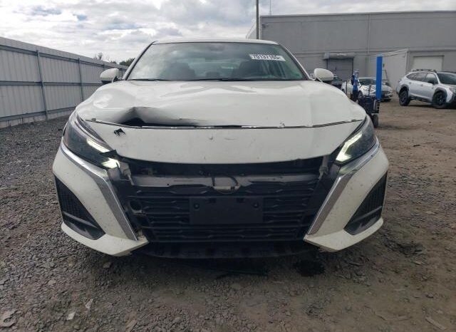 
								2023 Nissan Altima s full									