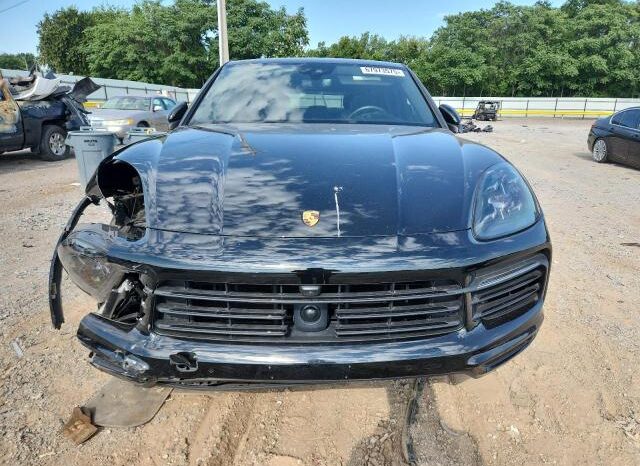 
								2020 Porsche Cayenne full									