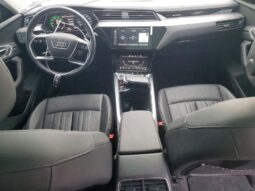 
										2024 Audi Q8 full									