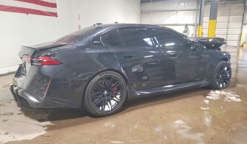 
								2025 BMW M5 full									