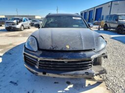 
										2019 Porsche Cayenne full									