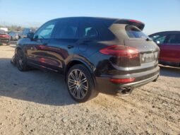 
										2017 Porsche Cayenne full									