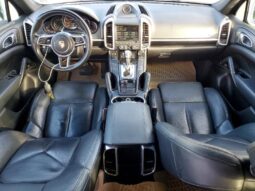 
										2016 Porsche Cayenne full									