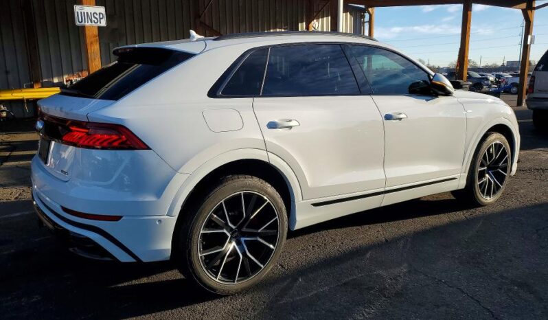 
								2019 Audi Q8 full									