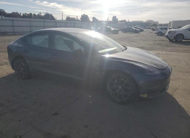 
								2022 Tesla Model 3 full									
