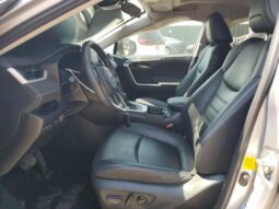 
										2019 Toyota Rav4 full									