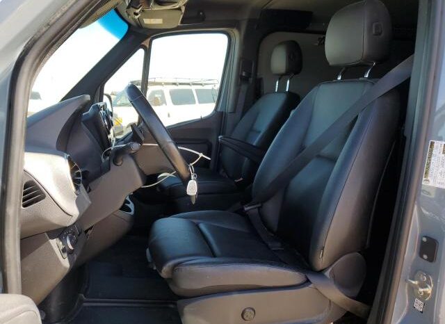 
								2021 Mercedes-benz Sprinter full									