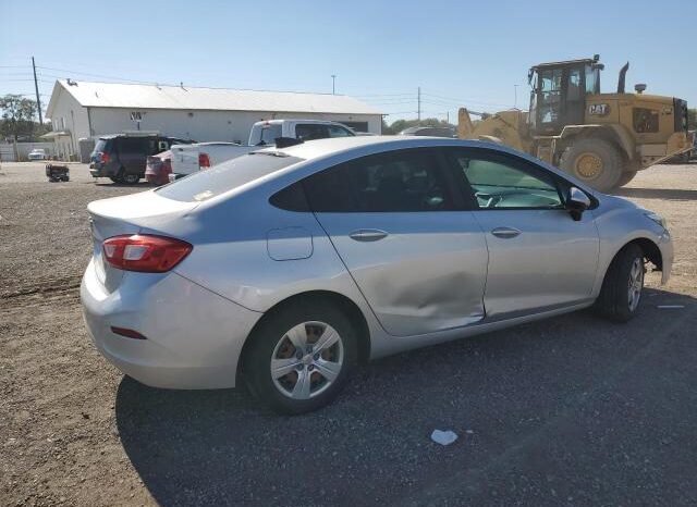 
								2017 Chevrolet Cruze ls full									