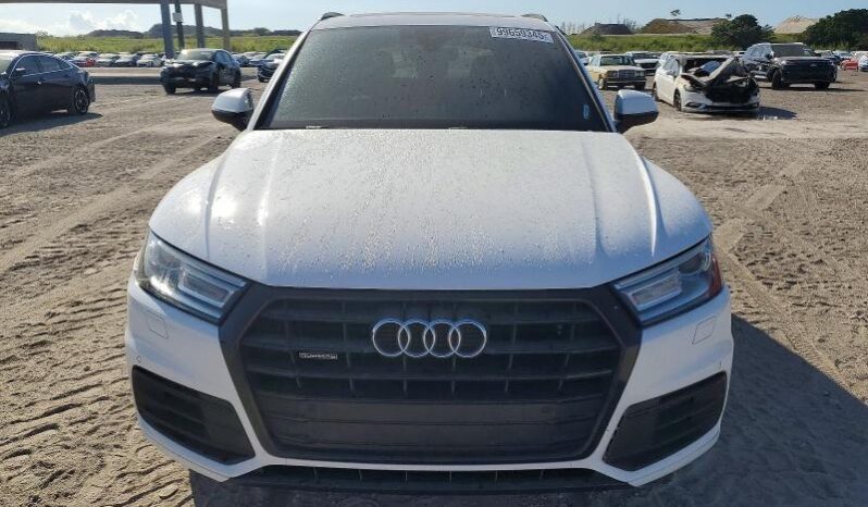 
								2020 Audi Q5 full									