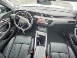 
										2023 Audi E-tron full									