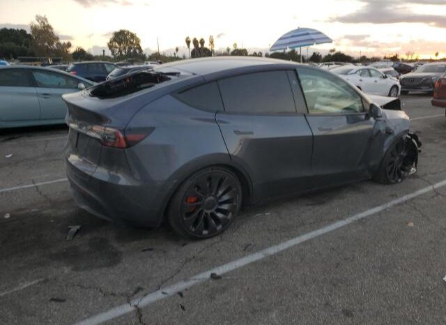 
								2023 Tesla Model y full									