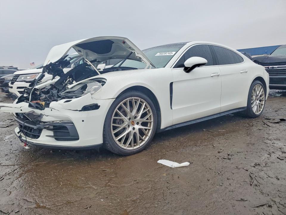 2020 Porsche Panamera