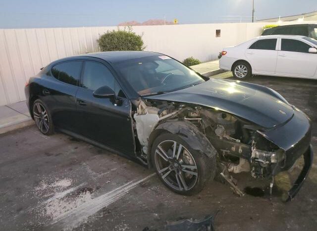 
								2012 Porsche Panamera full									