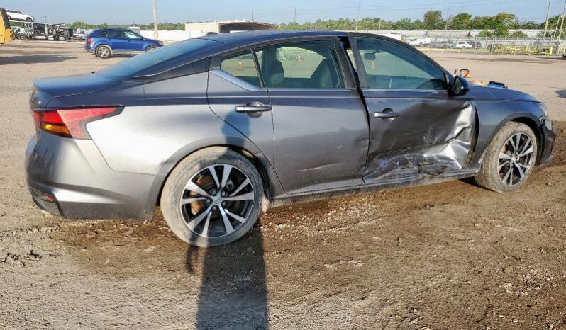 
								2019 Nissan Altima sr full									