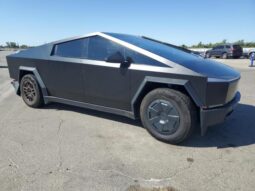 
										2024 Tesla Cybertruck full									