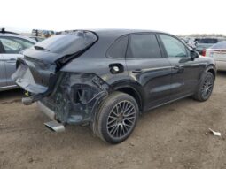 
										2020 Porsche Cayenne full									