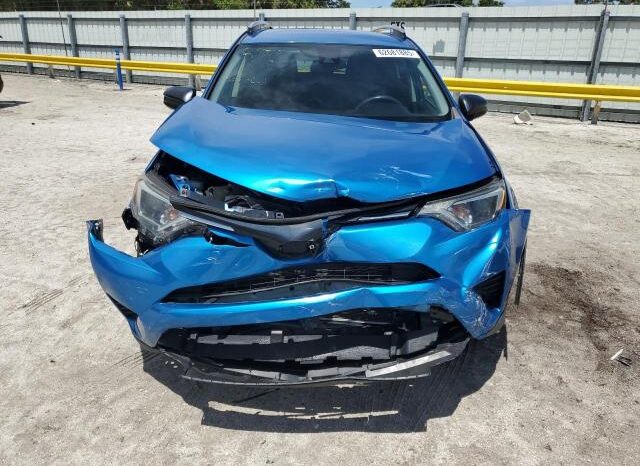 
								2018 Toyota Rav4 full									