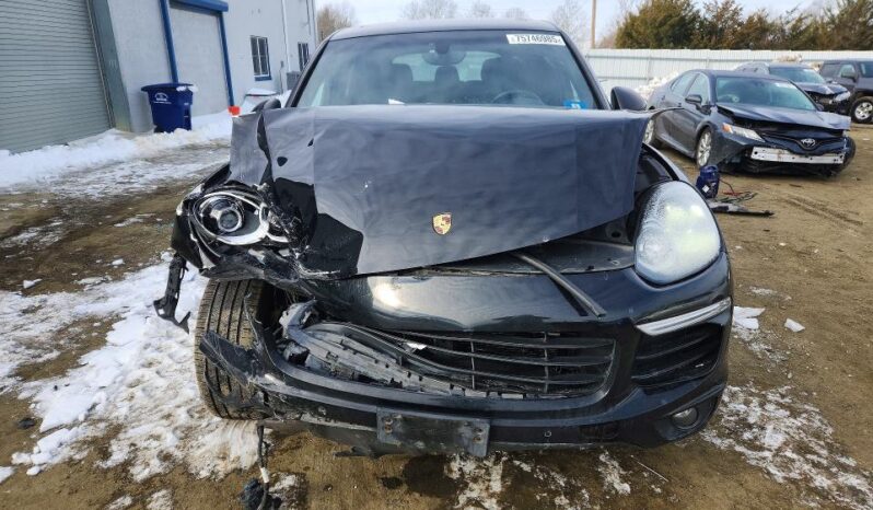 
								2016 Porsche Cayenne full									