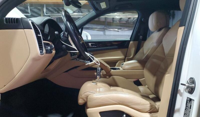 
								2019 Porsche Cayenne full									